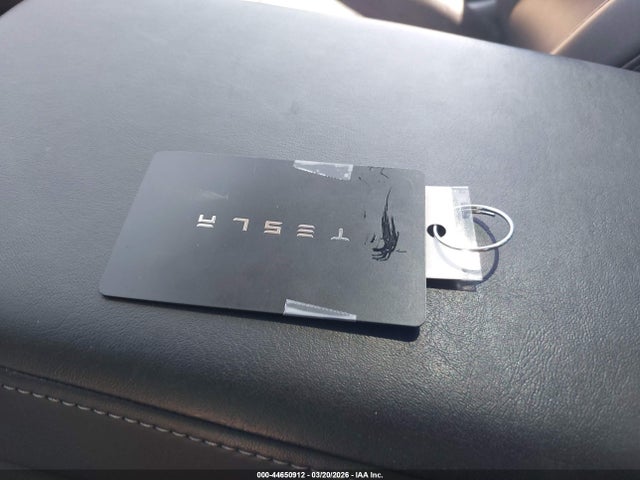 44650912 :رقم المزاد ، 5YJ3E1EB9KF191470 vin ، 2019 Tesla Model 3 Long Range/performance مزاد بيع