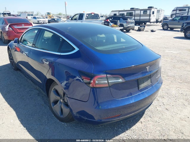 44650912 :رقم المزاد ، 5YJ3E1EB9KF191470 vin ، 2019 Tesla Model 3 Long Range/performance مزاد بيع