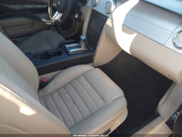 2007 FORD MUSTANG 1ZVFT85H975215899 Photo 4