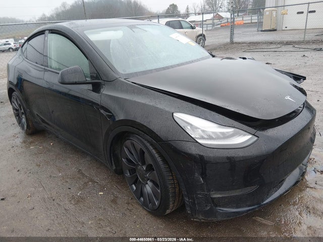 Auction sale of the 2021 Tesla Model Y Performance Dual Motor All-wheel Drive, vin: 5YJYGDEF4MF076153, lot number: 44650961