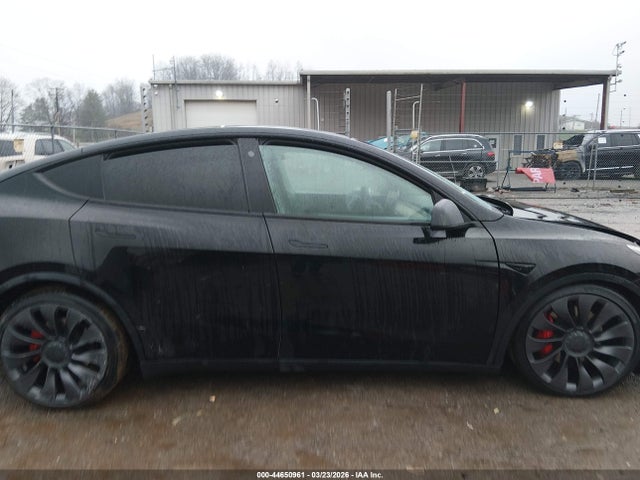 Auction sale of the 2021 Tesla Model Y Performance Dual Motor All-wheel Drive, vin: 5YJYGDEF4MF076153, lot number: 44650961