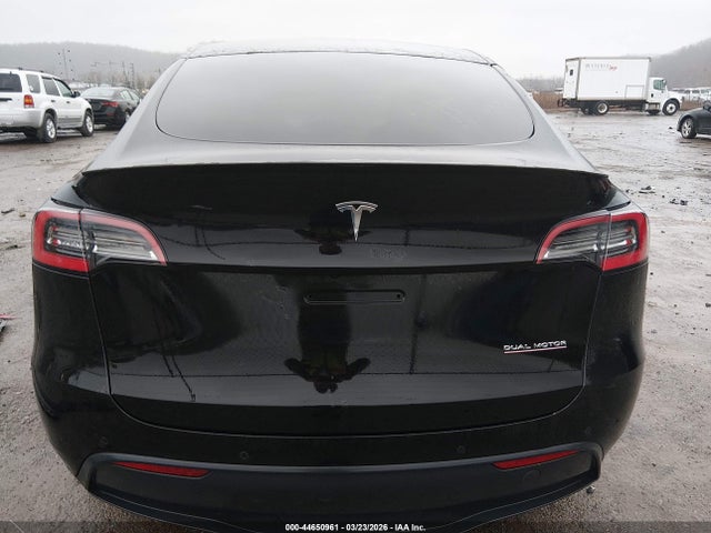 Auction sale of the 2021 Tesla Model Y Performance Dual Motor All-wheel Drive, vin: 5YJYGDEF4MF076153, lot number: 44650961