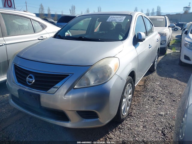 3N1CN7AP6EK462424 Nissan Versa 1.6 Sv