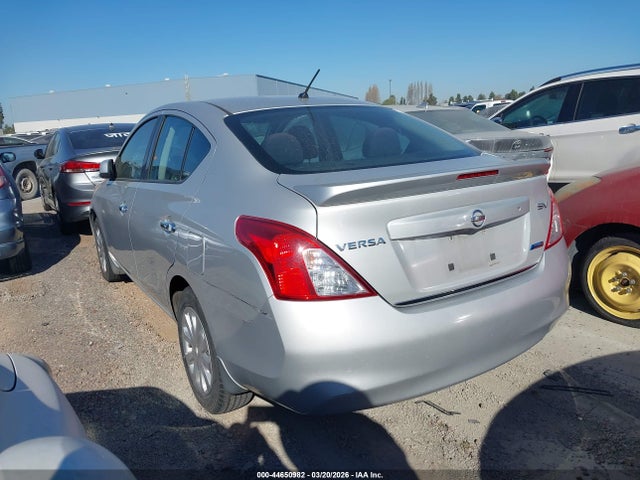3N1CN7AP6EK462424 Nissan Versa 1.6 Sv