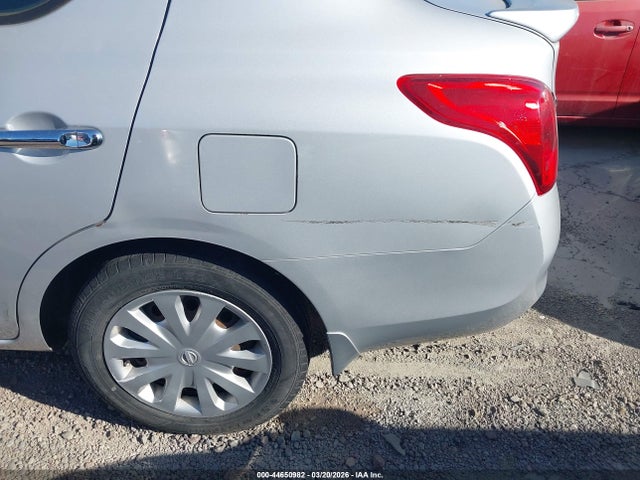 3N1CN7AP6EK462424 Nissan Versa 1.6 Sv
