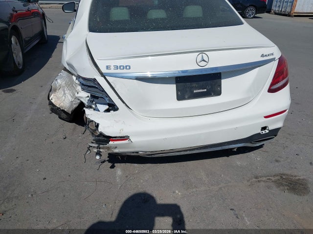 44650983 :رقم المزاد ، WDDZF4KB1JA475265 vin ، 2018 Mercedes-benz E 300 4matic مزاد بيع