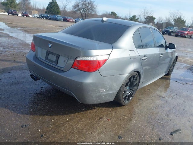 2010 BMW 550I WBANW5C55ACT57115 Photo 3