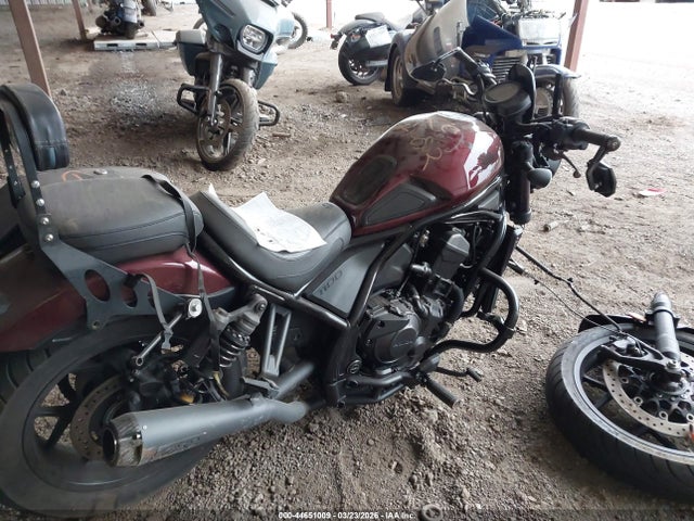 44651009 :رقم المزاد ، JH2SC8300NK100502 vin ، 2022 Honda Cmx1100 A مزاد بيع