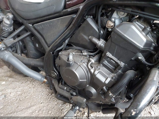 44651009 :رقم المزاد ، JH2SC8300NK100502 vin ، 2022 Honda Cmx1100 A مزاد بيع