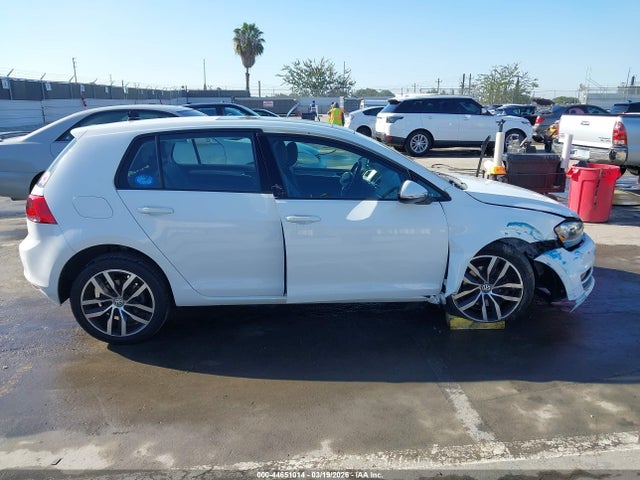 3VW217AU2FM104623 Volkswagen Golf Tsi Se 4-door