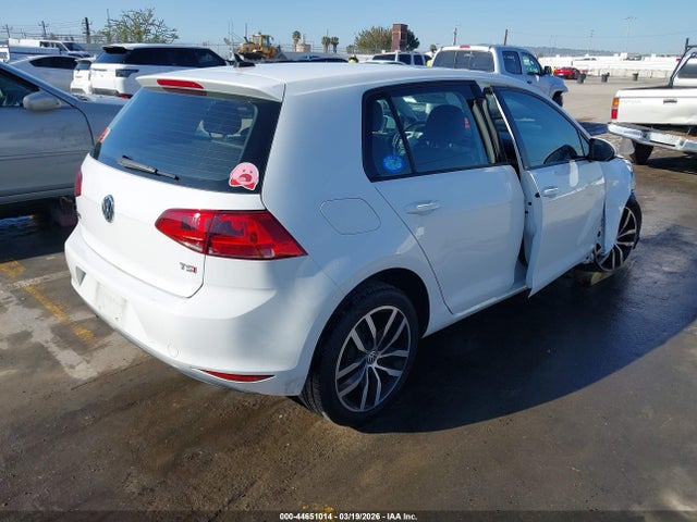 3VW217AU2FM104623 Volkswagen Golf Tsi Se 4-door