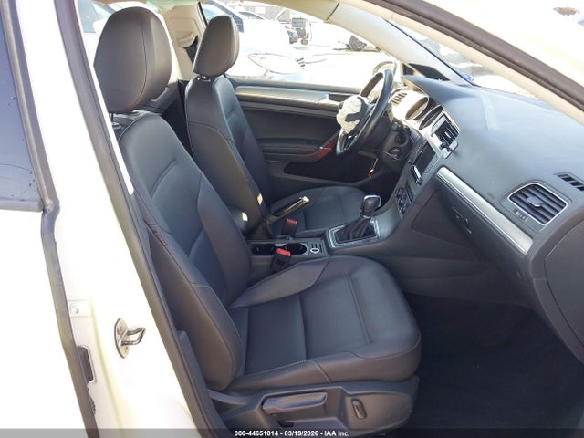 3VW217AU2FM104623 Volkswagen Golf Tsi Se 4-door