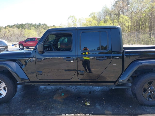 Auction sale of the 2023 Jeep Gladiator Sport S 4x4, vin: 1C6HJTAG7PL528583, lot number: 44651040