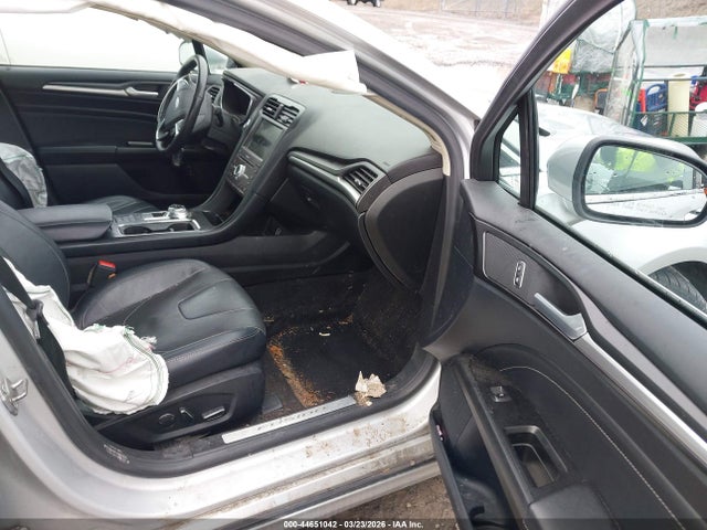 2019 FORD FUSION ENERGI 3FA6P0SU5KR236139 Photo 4