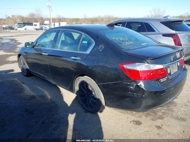 1HGCR6F77FA013410 Honda Accord Hybrid Touring