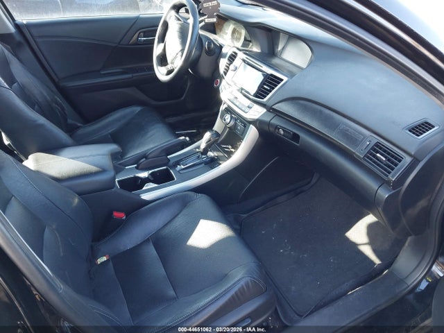 1HGCR6F77FA013410 Honda Accord Hybrid Touring