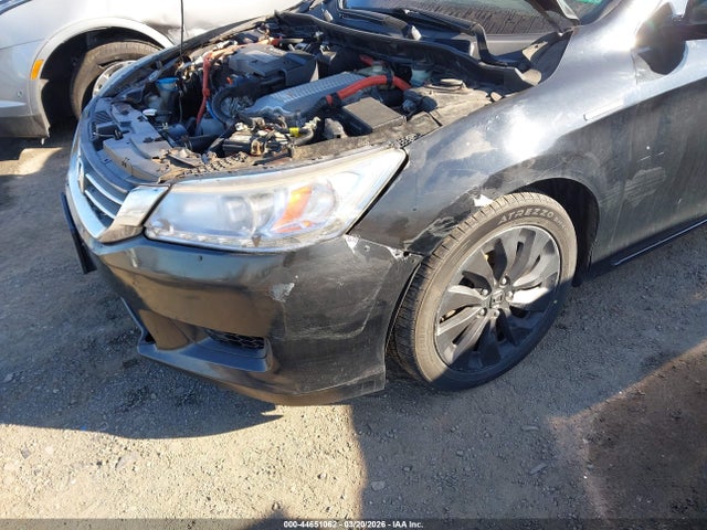1HGCR6F77FA013410 Honda Accord Hybrid Touring