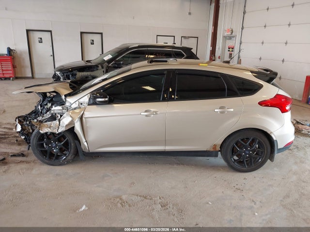 2017 Ford Focus Sel მანქანა იყიდება აუქციონზე, vin: 1FADP3M26HL305285, აუქციონის ნომერი: 44651096