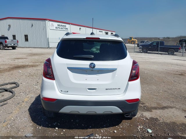 44651097 :رقم المزاد ، KL4CJASBXMB311342 vin ، 2021 Buick Encore Fwd Preferred مزاد بيع