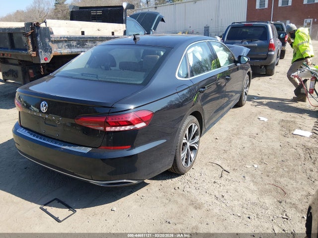Продаж на аукціоні авто 2022 Volkswagen Passat 2.0t Se, vin: 1VWSA7A32NC002004, номер лоту: 44651121