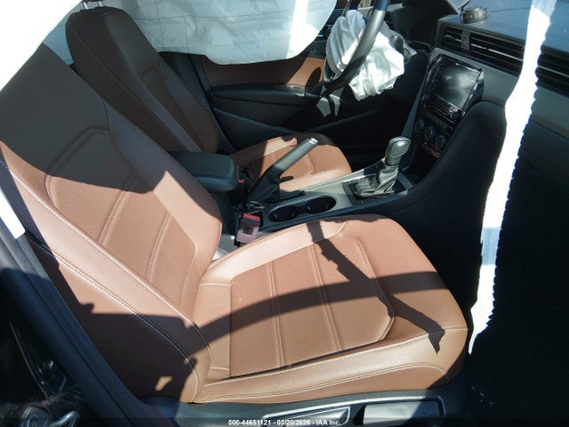 Продаж на аукціоні авто 2022 Volkswagen Passat 2.0t Se, vin: 1VWSA7A32NC002004, номер лоту: 44651121