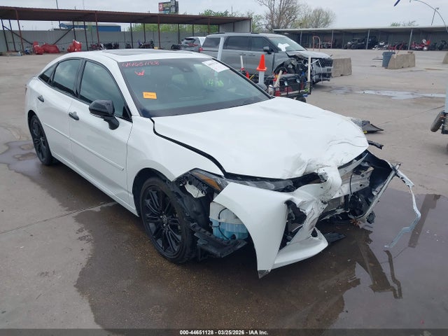 Auction sale of the 2022 Toyota Avalon Xse Nightshade Hybrid, vin: 4T1EA1AB2NU014423, lot number: 44651128