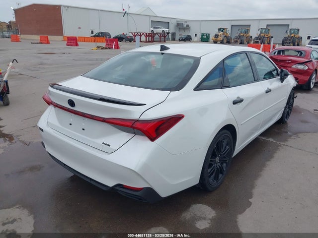Продаж на аукціоні авто 2022 Toyota Avalon Xse Nightshade Hybrid, vin: 4T1EA1AB2NU014423, номер лоту: 44651128