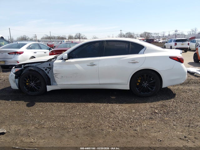 44651160 :رقم المزاد ، JN1EV7AR5JM443061 vin ، 2018 Infiniti Q50 3.0t Luxe مزاد بيع