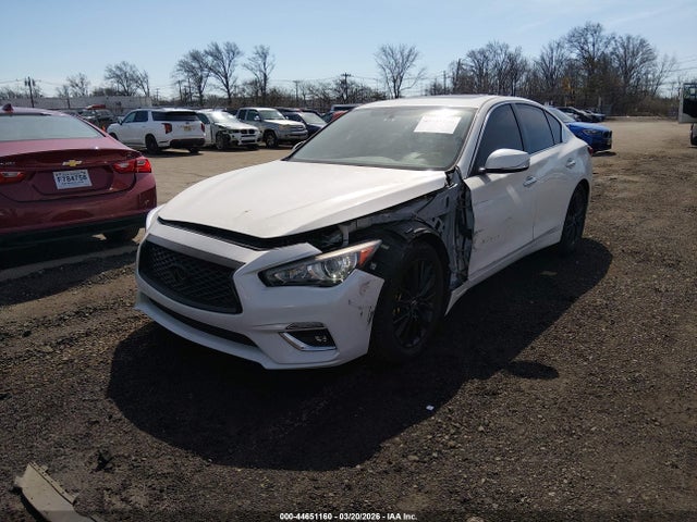 44651160 :رقم المزاد ، JN1EV7AR5JM443061 vin ، 2018 Infiniti Q50 3.0t Luxe مزاد بيع