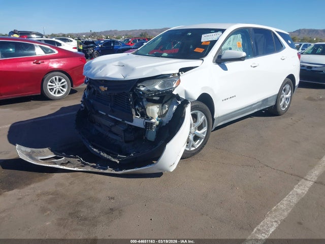 Chevrolet EQUINOX LT 2018 2GNAXKEX9J6193136 Image 2