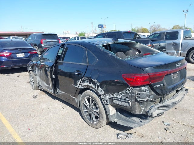 2024 Kia Forte Lxs მანქანა იყიდება აუქციონზე, vin: 3KPF24AD5RE796374, აუქციონის ნომერი: 44651193