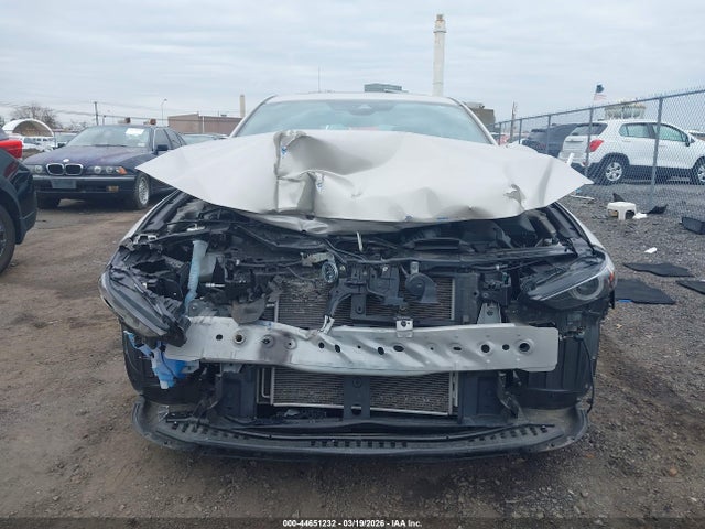 Aukcja sprzedaży 2022 Mazda Mazda3 Premium, vin: JM1BPAMLXN1519010, numer aukcji: 44651232