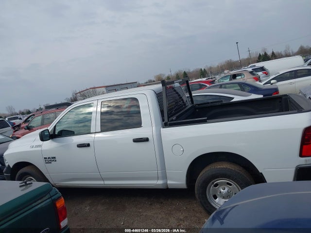 Продаж на аукціоні авто 2022 Ram 1500 Classic Tradesman  4x4 5'7 Box, vin: 3C6RR7KG1NG234030, номер лоту: 44651246