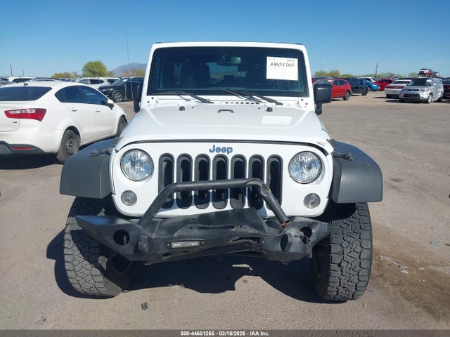 1C4BJWDG2JL814747 Jeep Wrangler Jk Unlimited Sport S 4x4