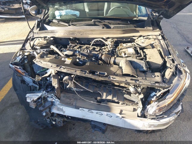 1HGCV1F33KA127748 Honda Accord Sport