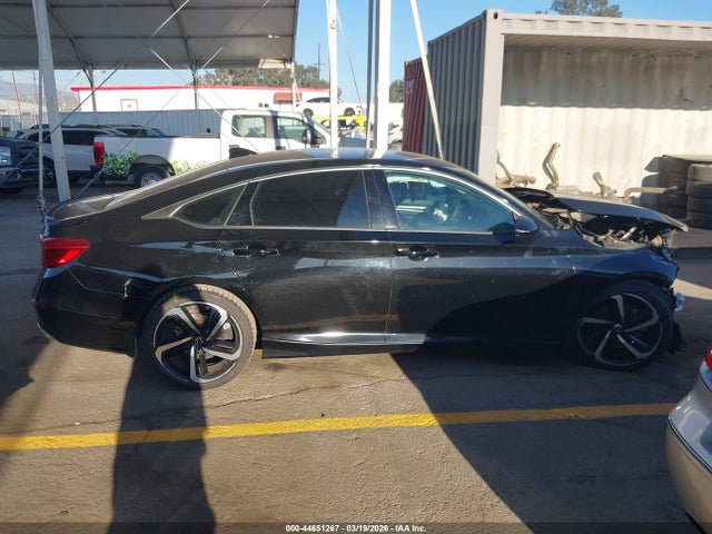 1HGCV1F33KA127748 Honda Accord Sport