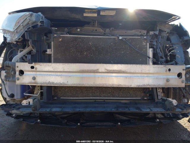 2T3A1RFV3KW068588 Toyota Rav4 Xle Premium