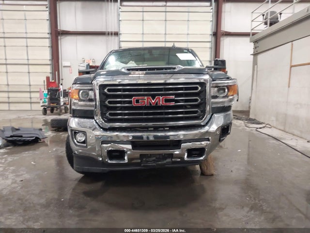 1GT12TEY0JF148078 GMC Sierra 2500hd Slt