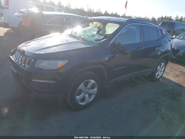 44651389 :رقم المزاد ، 3C4NJDBBXKT602001 vin ، 2019 Jeep Compass Latitude 4x4 مزاد بيع