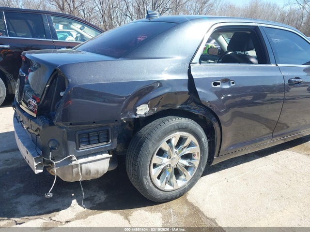 44651404 :رقم المزاد ، 2C3CCAAG9GH182376 vin ، 2016 Chrysler 300 Limited مزاد بيع