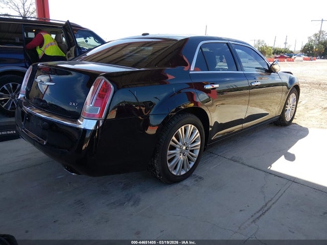 Продажа на аукционе авто 2012 Chrysler 300c Awd, vin: 2C3CCAKT1CH147692, номер лота: 44651405