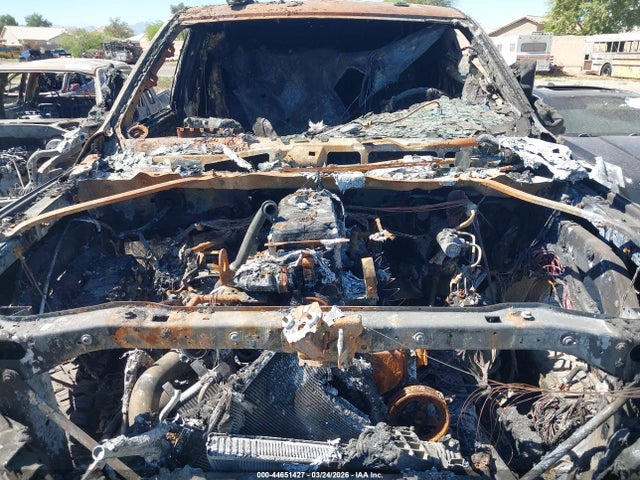 3C6UR5DL8KG666442 RAM 2500 Big Horn 4x4 6&#039;4 Box
