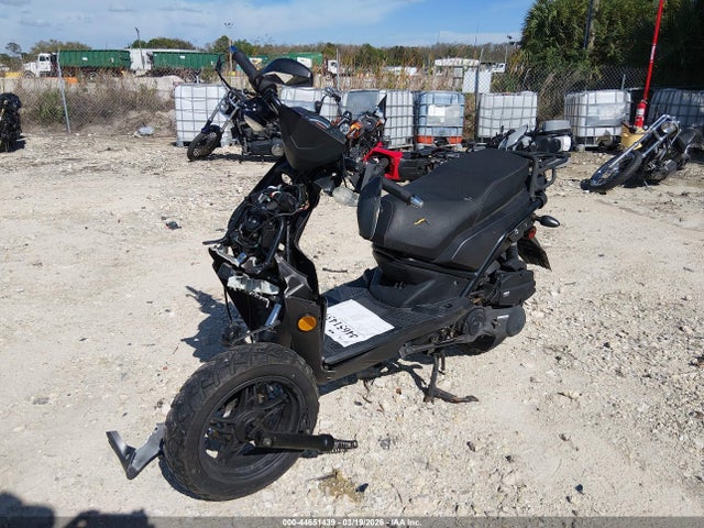 44651439 :رقم المزاد ، L5YTCKAUXR1151770 vin ، 2024 Znen Scooter مزاد بيع
