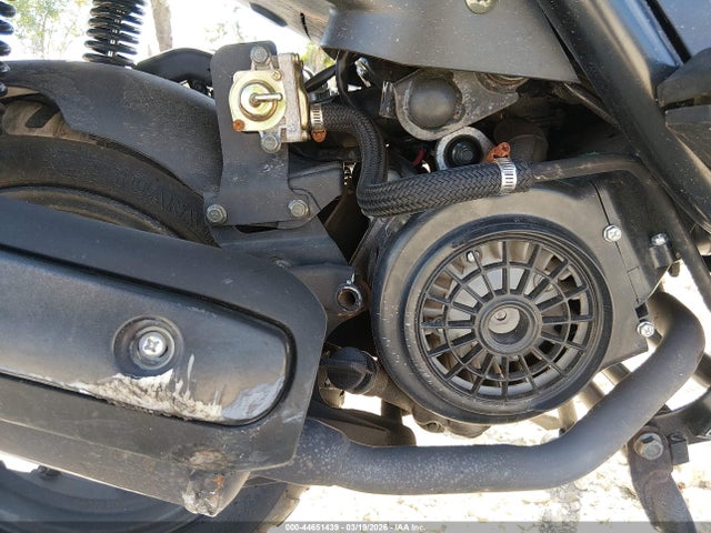 44651439 :رقم المزاد ، L5YTCKAUXR1151770 vin ، 2024 Znen Scooter مزاد بيع