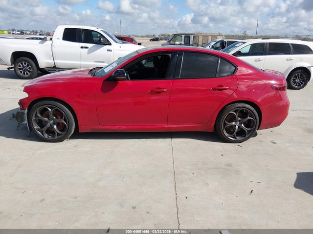 ZARFAMBN6M7649361 Alfa Romeo Giulia Ti Sport Rwd