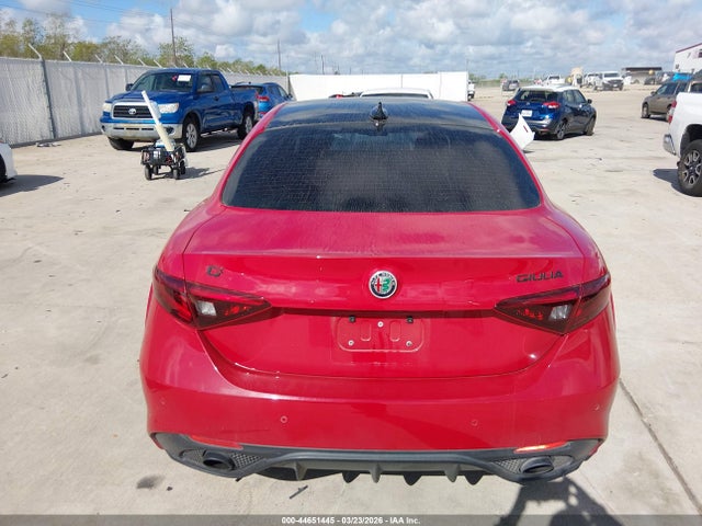 ZARFAMBN6M7649361 Alfa Romeo Giulia Ti Sport Rwd