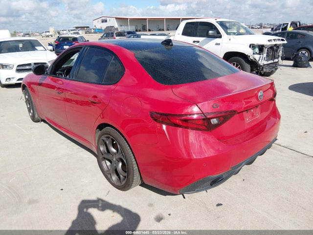 ZARFAMBN6M7649361 Alfa Romeo Giulia Ti Sport Rwd