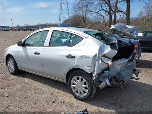 Aukcja sprzedaży 2015 Nissan Versa 1.6 S, vin: 3N1CN7AP1FL820752, numer aukcji: 44651459