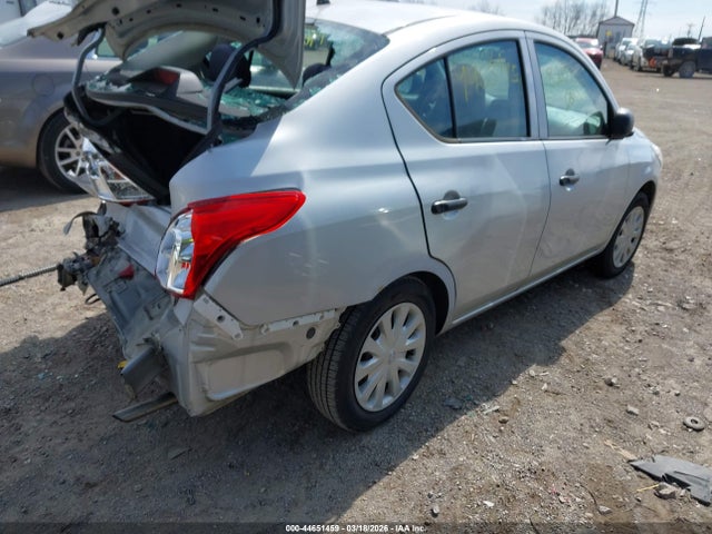 Aukcja sprzedaży 2015 Nissan Versa 1.6 S, vin: 3N1CN7AP1FL820752, numer aukcji: 44651459