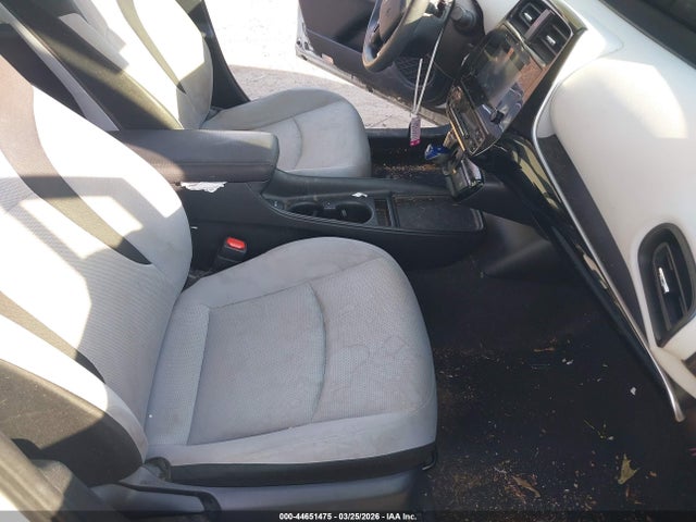 2019 TOYOTA PRIUS JTDKARFU9K3093476 Photo 4